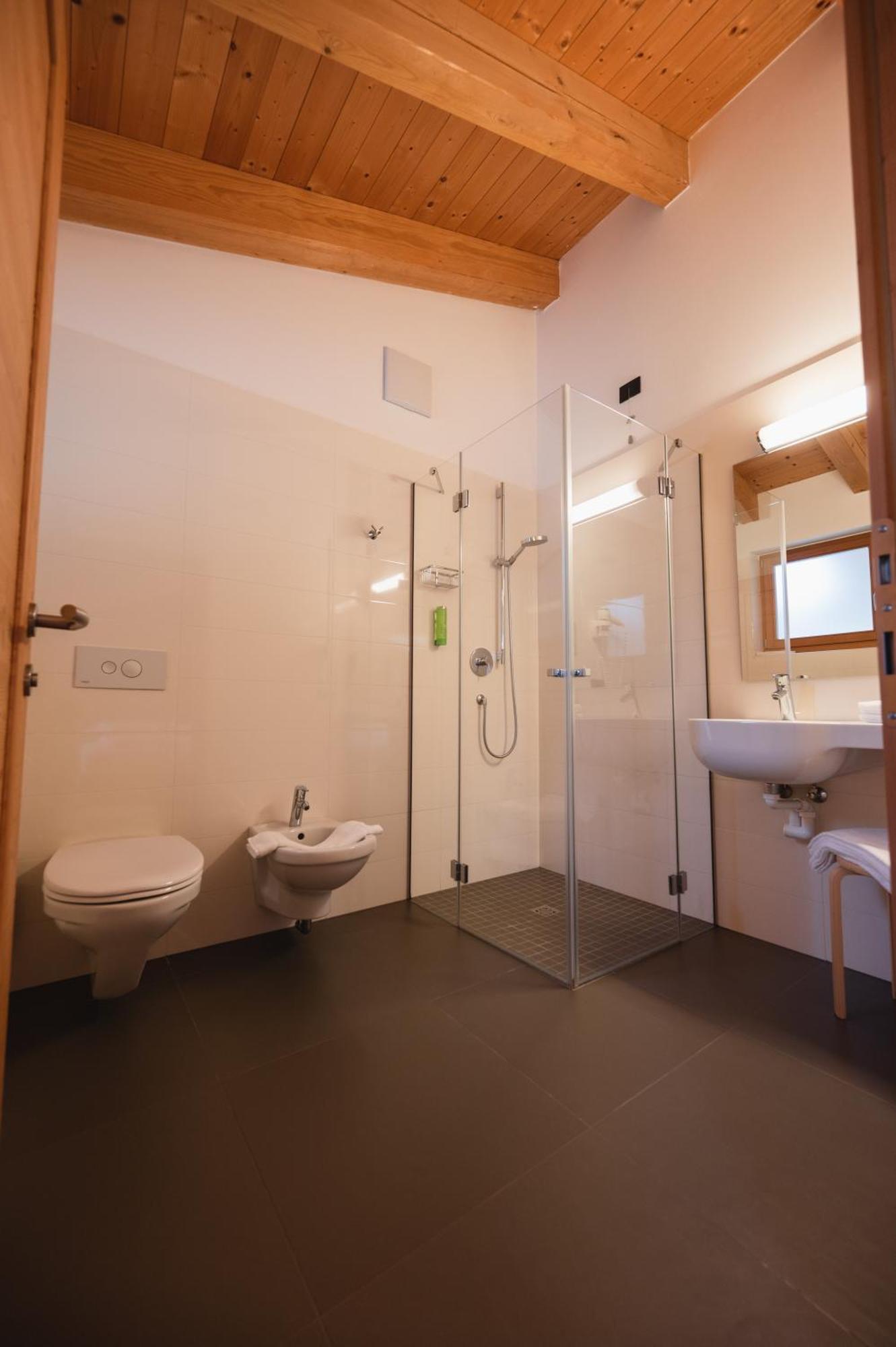 Garni Tuttotondo Hotell Levico Terme Rom bilde