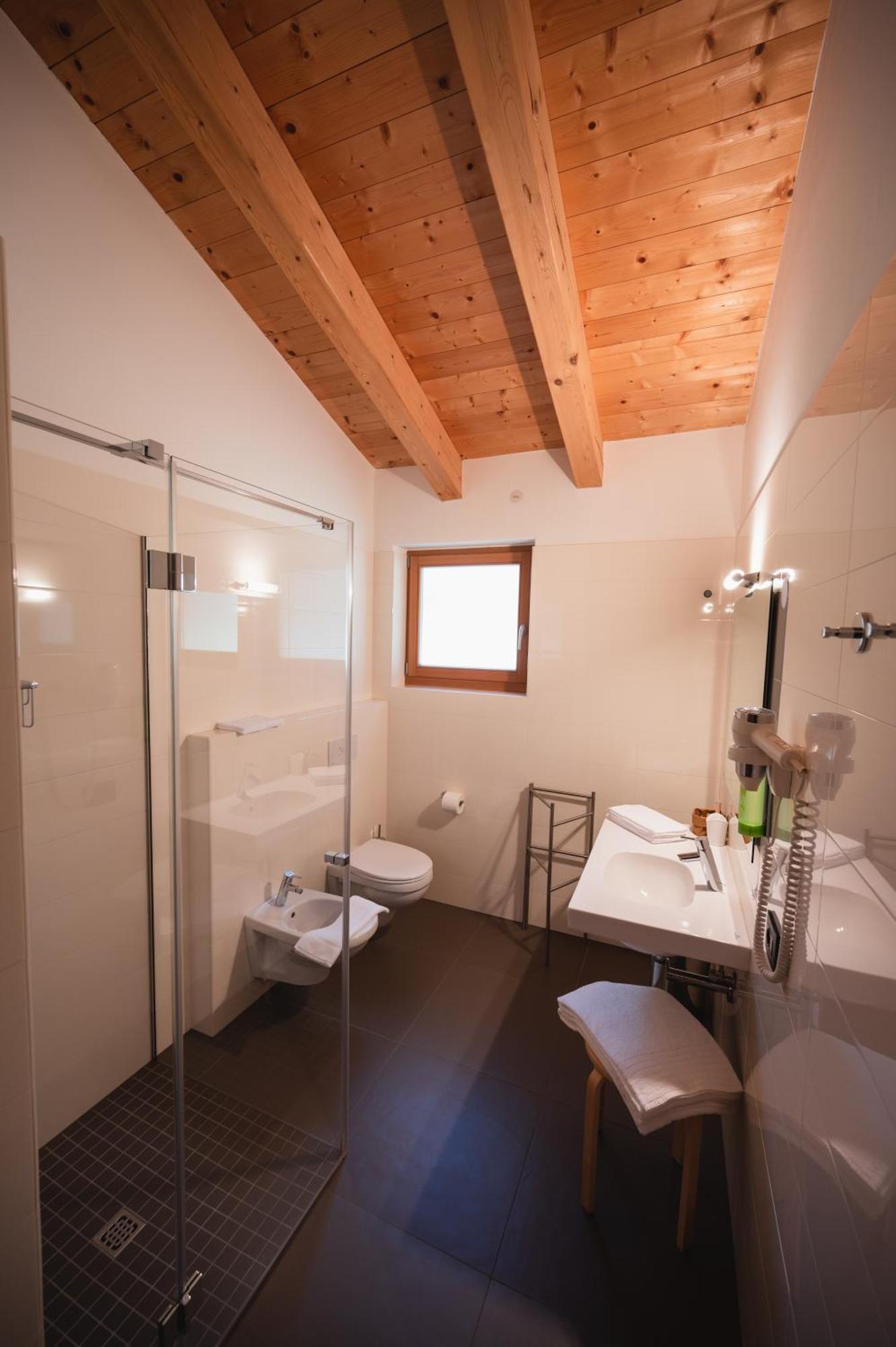 Garni Tuttotondo Hotell Levico Terme Rom bilde