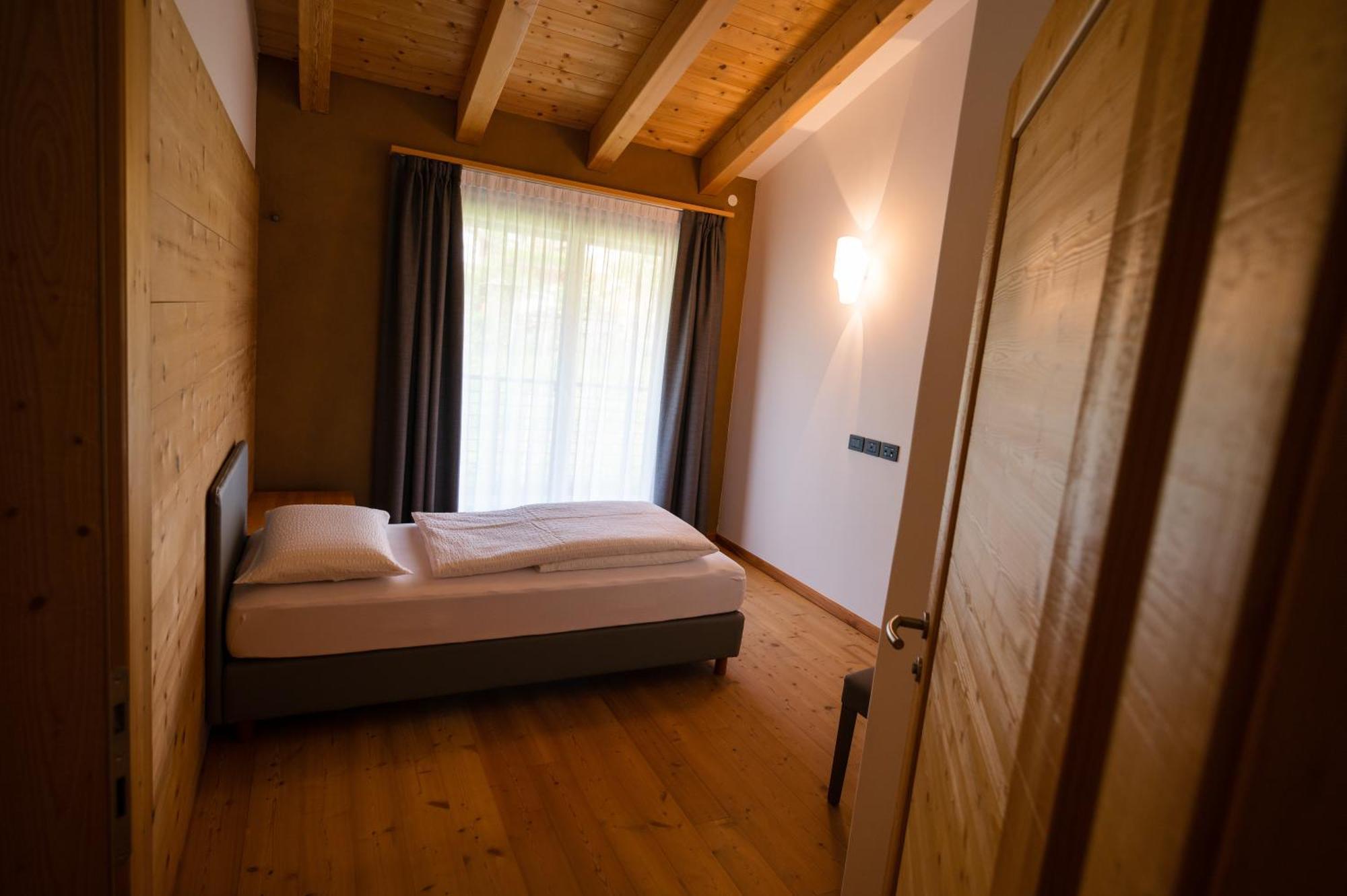 Garni Tuttotondo Hotell Levico Terme Rom bilde